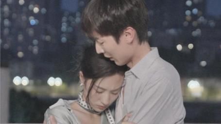 棄婚后，高冷女總裁攀我高枝(全集)