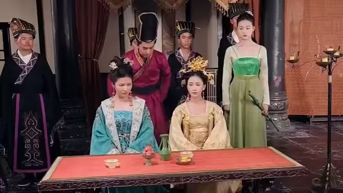 戰(zhàn)龍重生，這一世我要江山和美人（假太監(jiān)開(kāi)局攻略女帝）(全集)