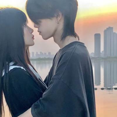 退婚后，真千金她驚爆全球(全集)